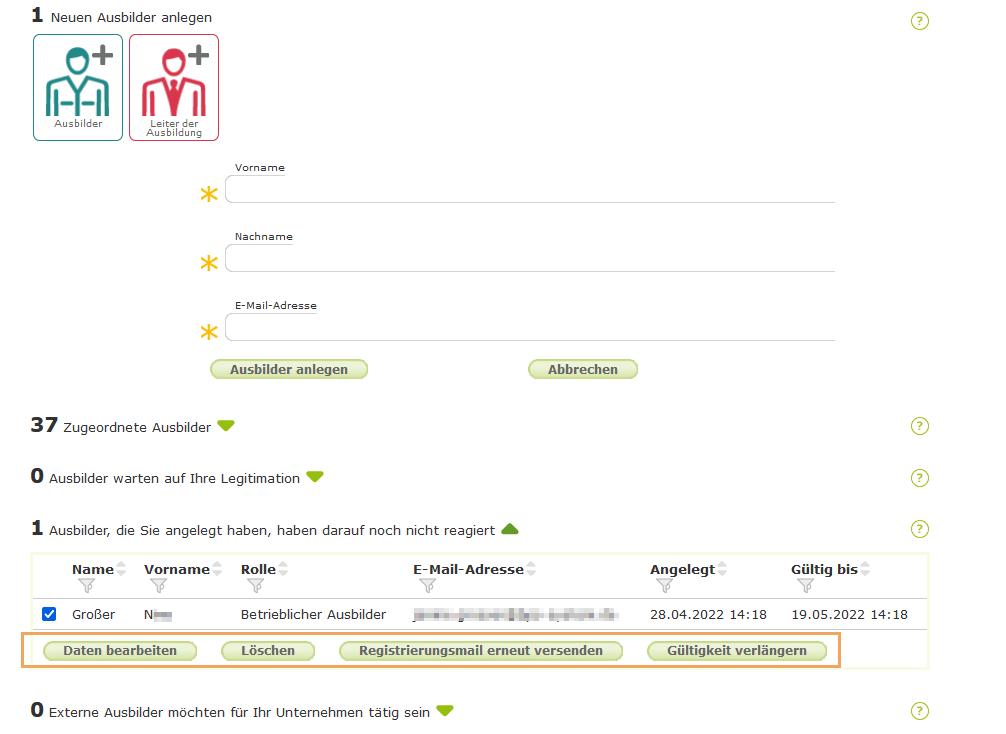 Verwaltung der Ausbilder - Optionen Registrierungsmail_de.png