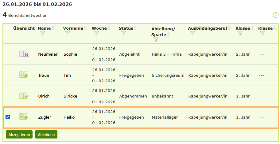 Berufsschullehrer - Azubi im Berichtsheft auswählen - Schnellansicht_de.png